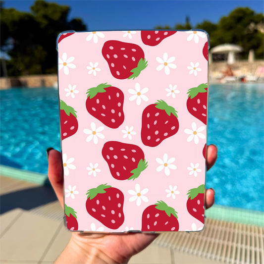 Kindle Clear Case Insert | Strawberries